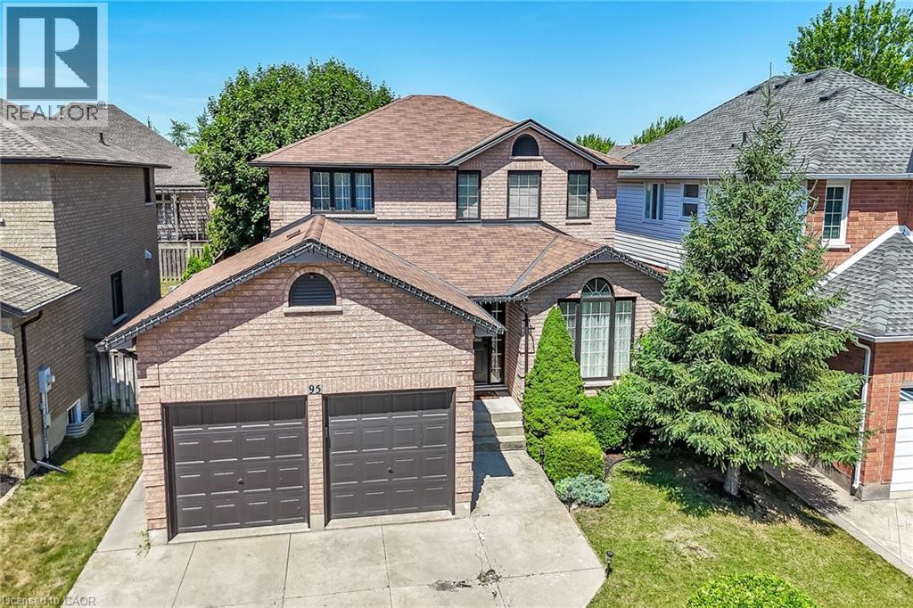 95 Gatestone Dr, Hamilton, ON L8J 2V1