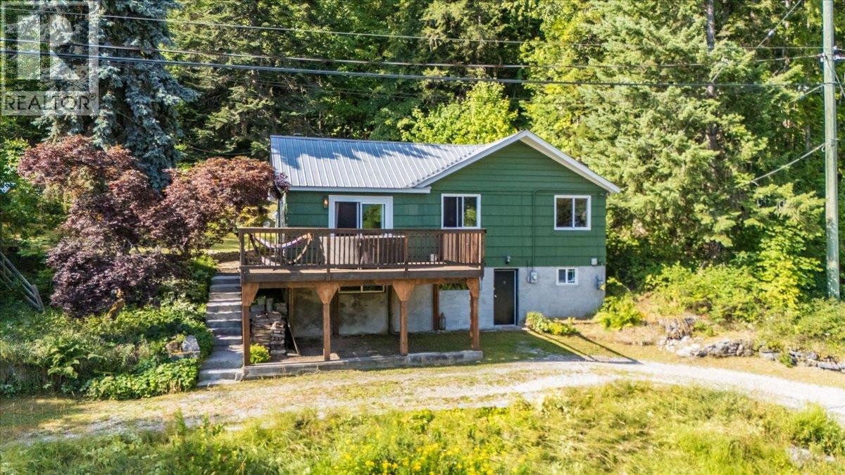 1835 Granite Rd, Nelson, BC V1L 6T8