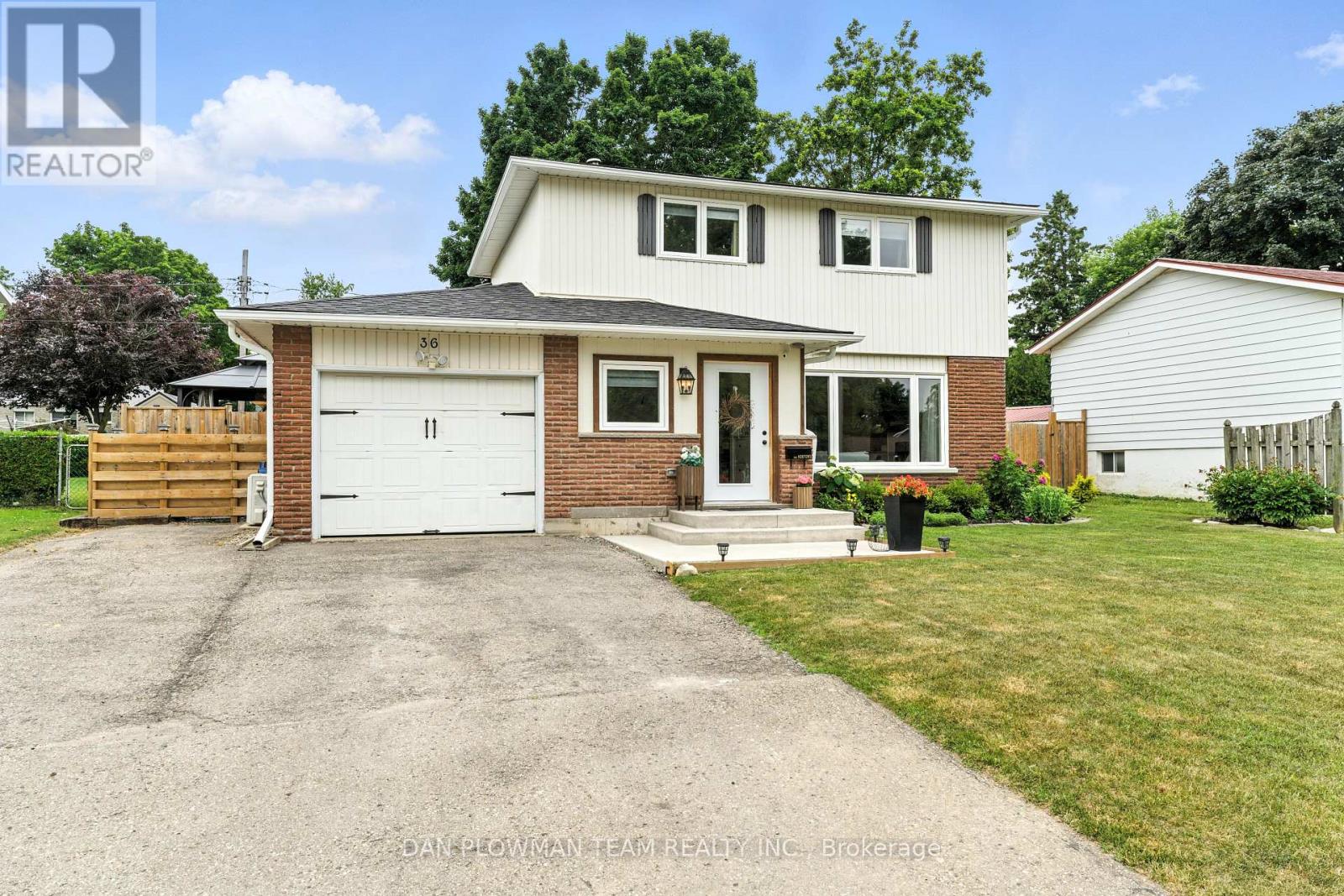 36 Hewitt St, Orangeville, ON L9W 3A1