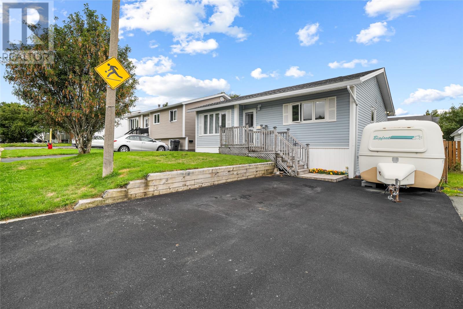 26 Tweedsmuir Pl, Mount Pearl, NL A1N 2L8