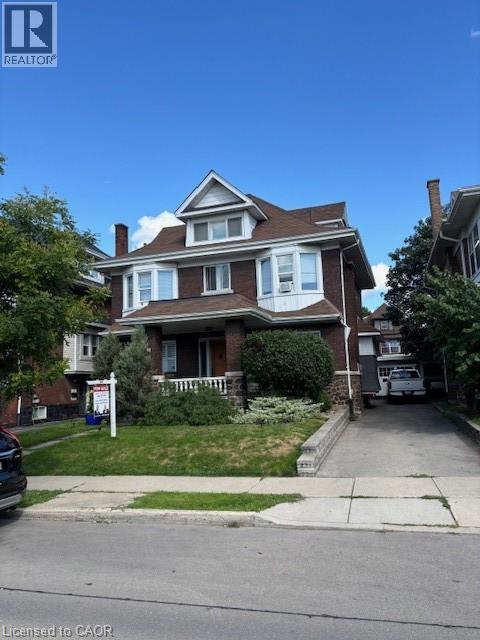 91 Barnesdale Blvd, Hamilton, ON L8M 2V5