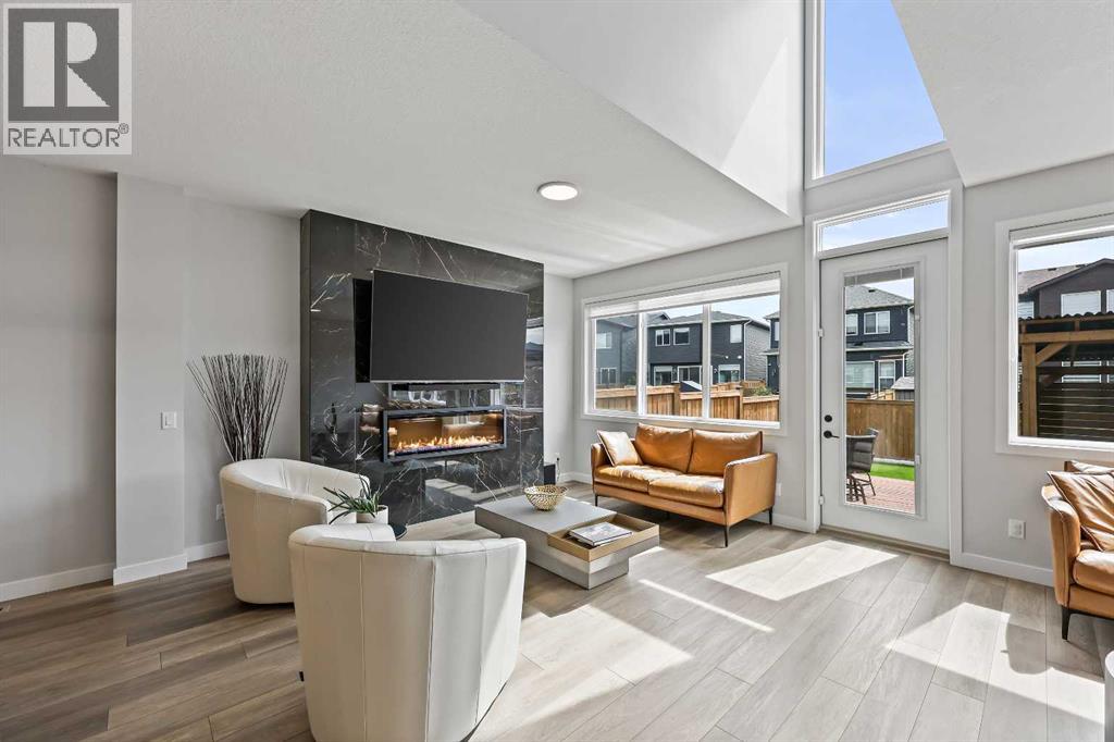 83 Wolf Creek Rise SE, Calgary, AB T2X 4Z2