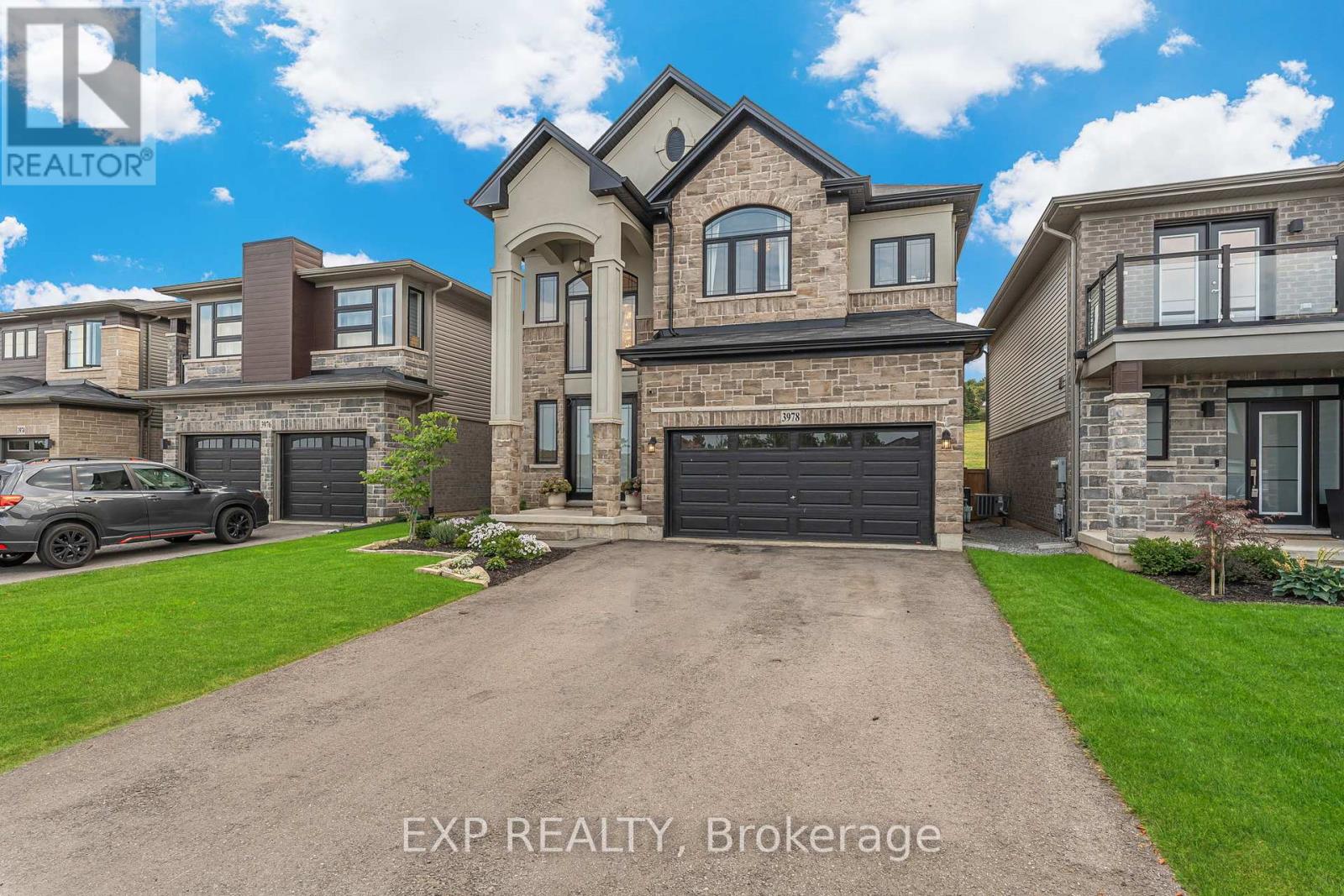 3978 Highland Park Dr, Lincoln Beamsville, ON L3J 0T1