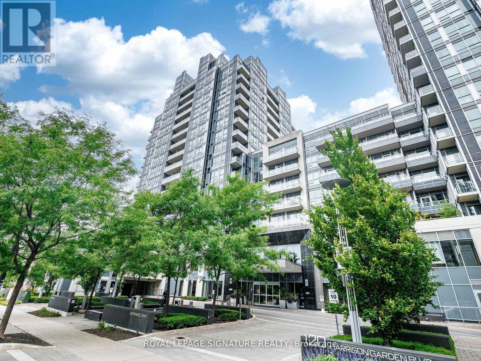 241 120 Harrison Garden Blvd, Toronto, ON M2N 0H1