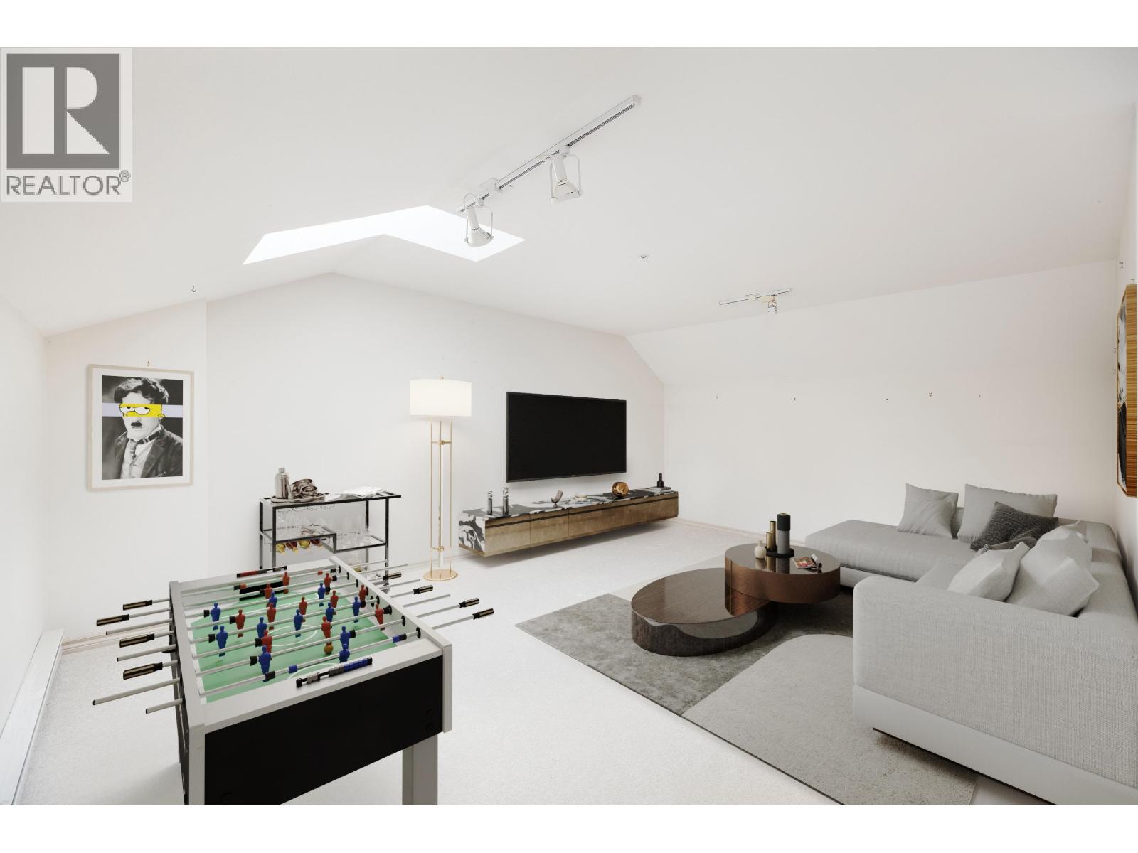 1133 29th Street East #d, North Vancouver, BC V7K 1C3