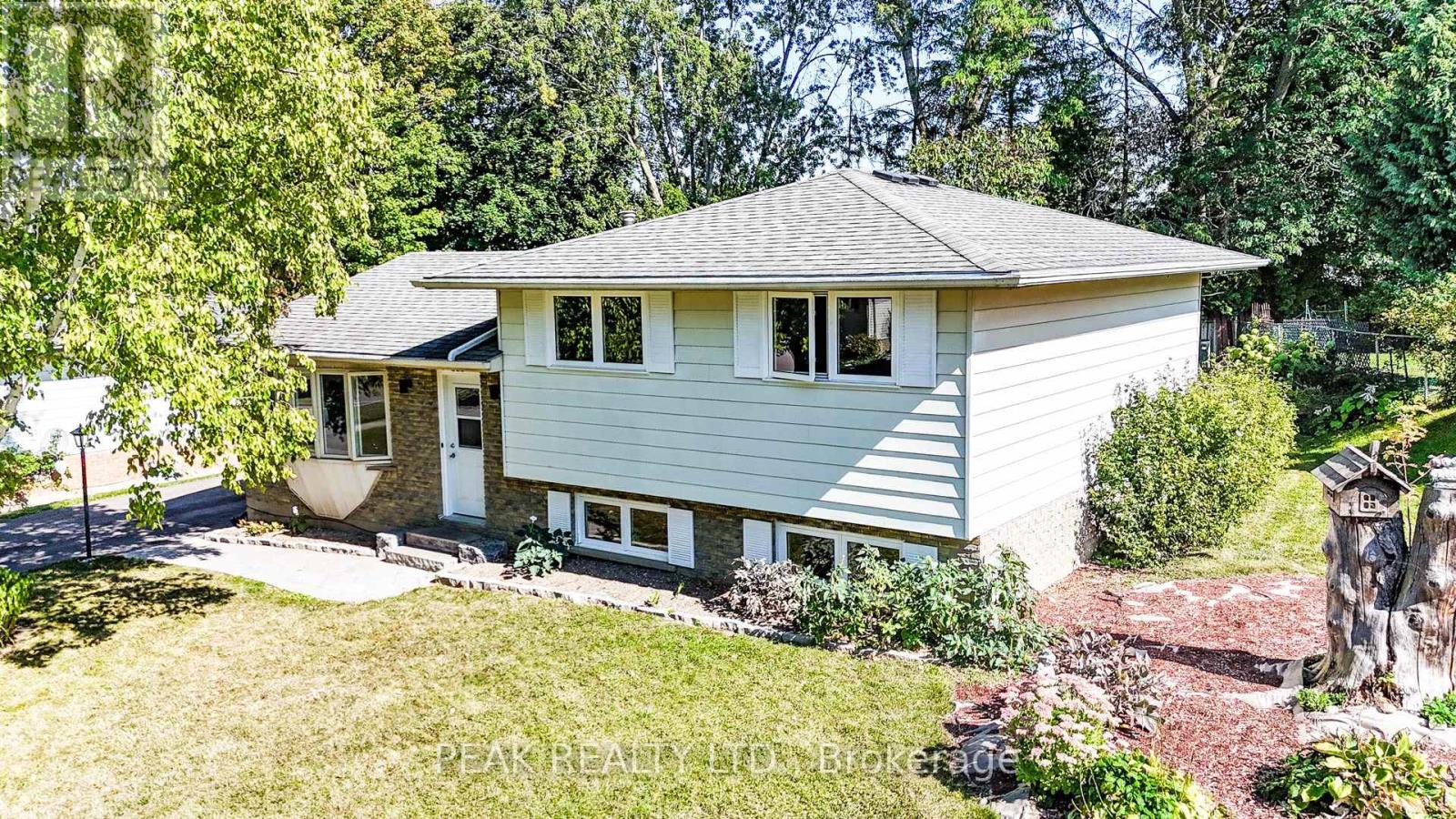 659 Gladstone Dr, Woodstock, ON N4S 5S7