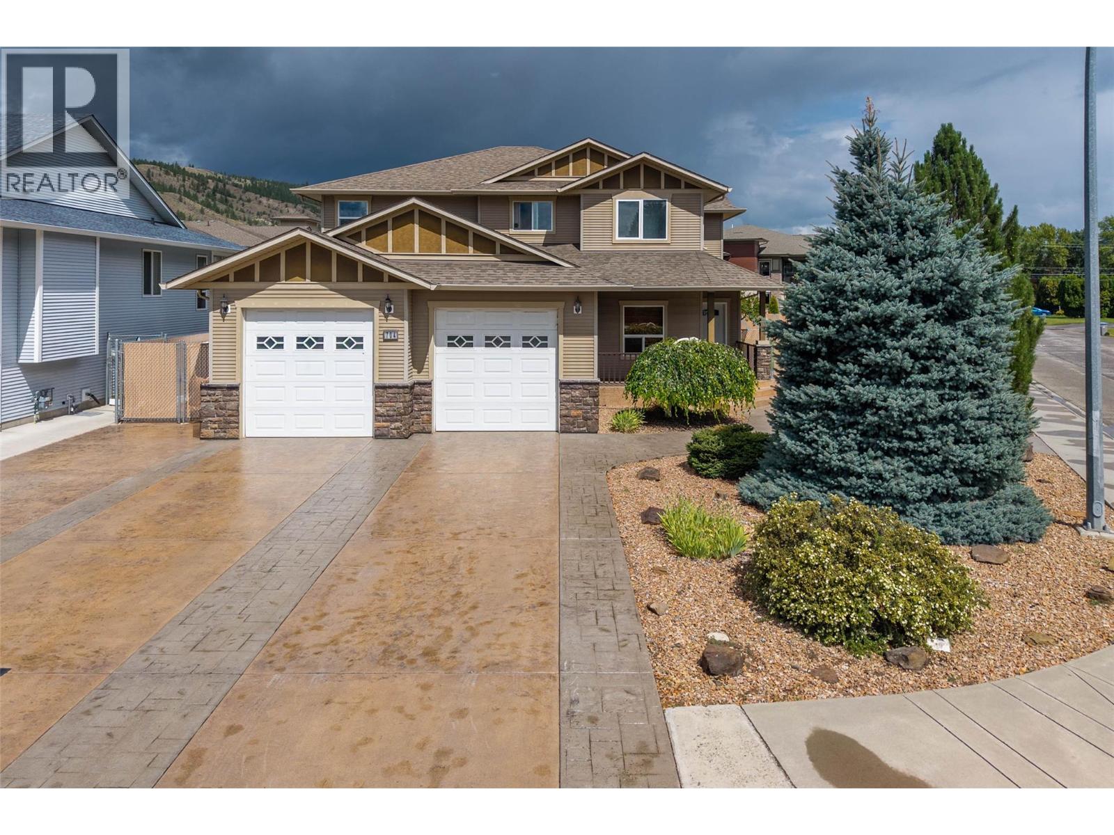 704 Mccurrach Rd, Kamloops, BC V2B 0A3