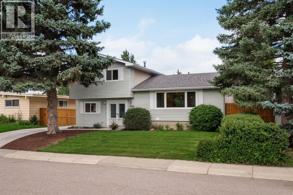 5104 Vallance Cres NW, Calgary, AB T3A 0T6