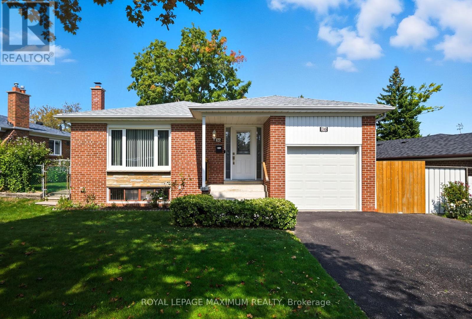 36 Boarhill Dr, Toronto, ON M1S 2M3