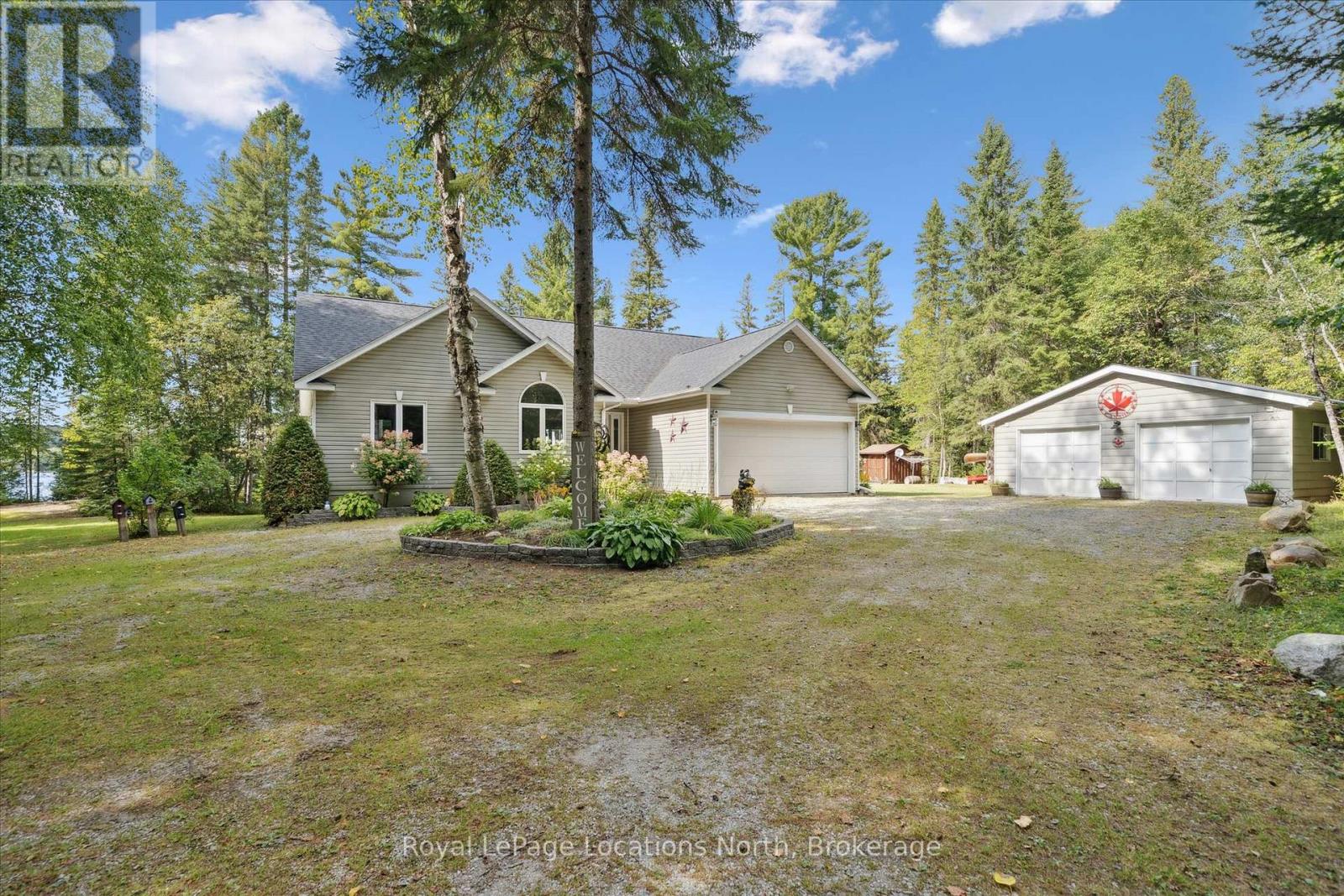 576 Clam Lake Rd, Kearney, ON P0A 1M0