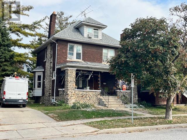 732 Mill St, Windsor, ON N9C 2S2