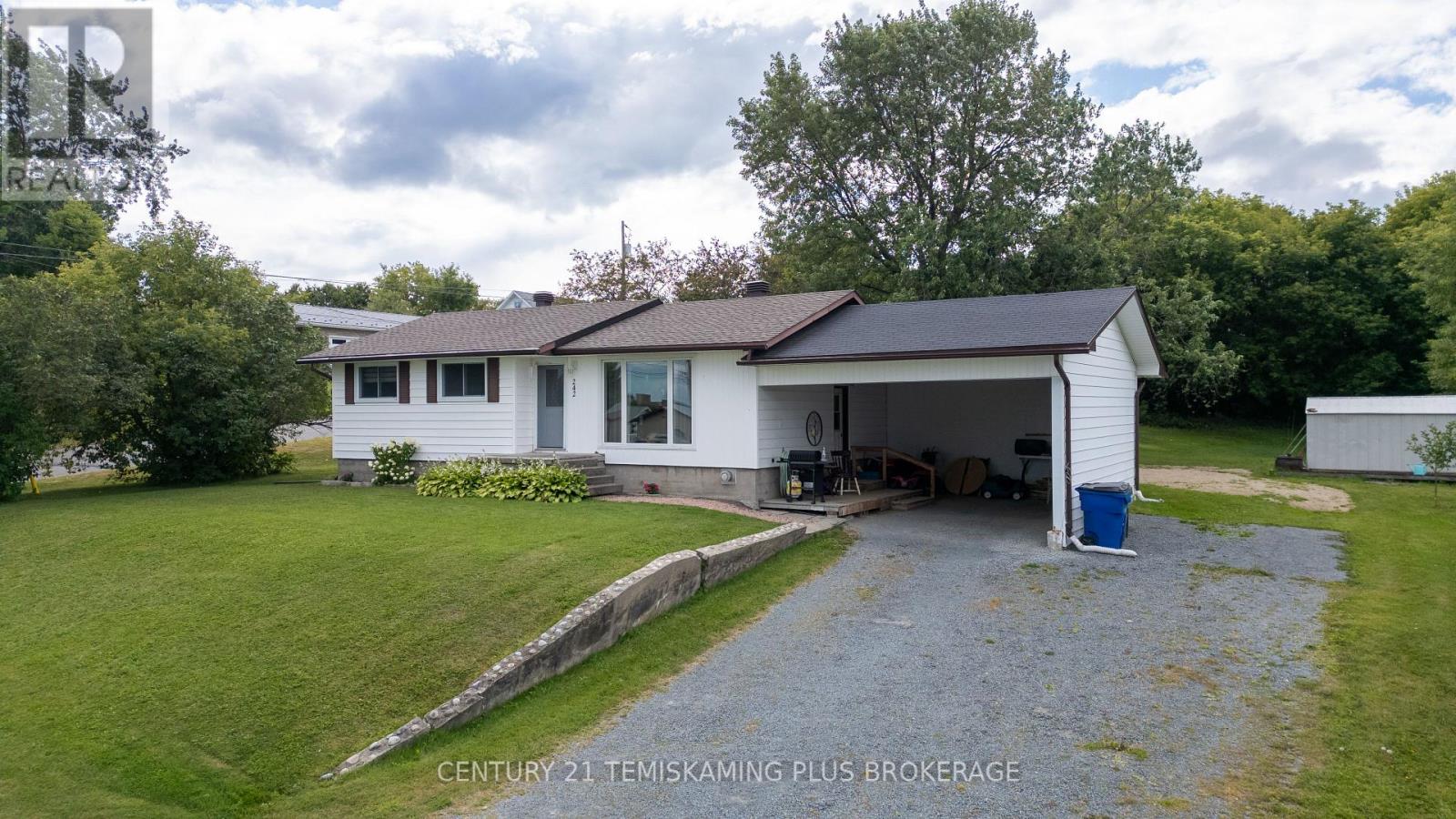 242 Bruce St, Temiskaming Shores Haileybury, ON P0J 1H0