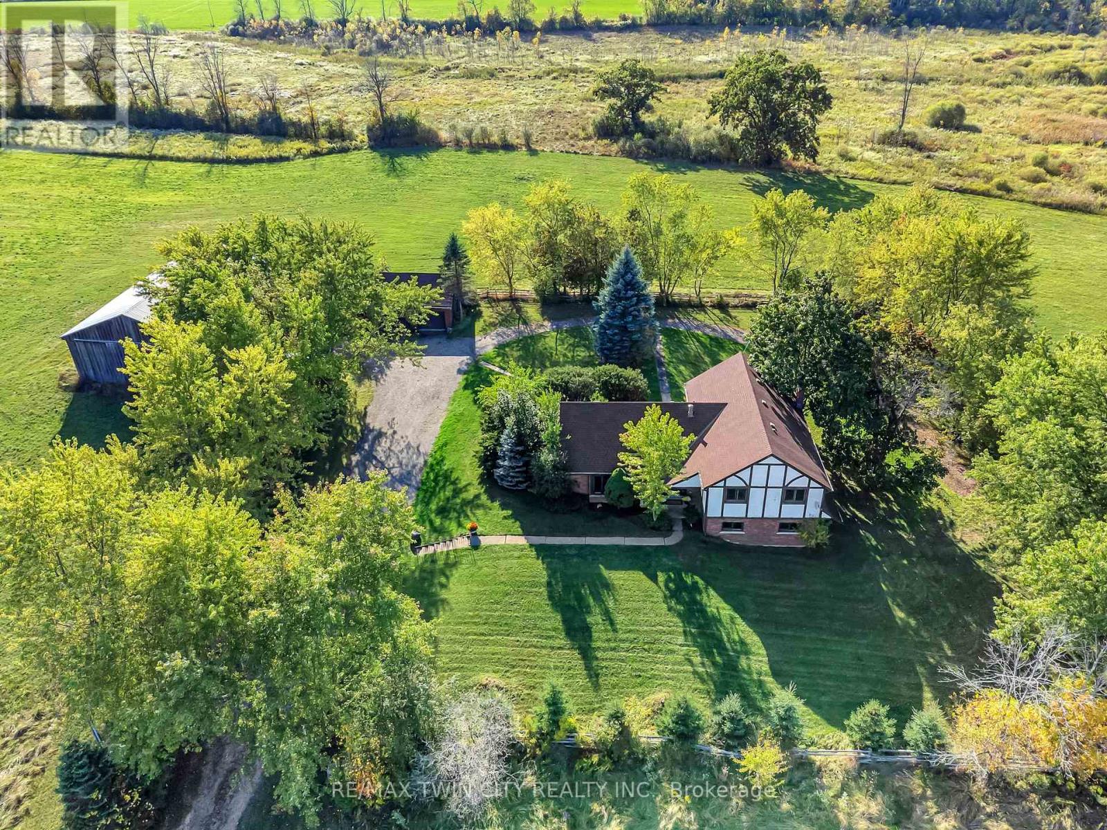 1304 Sheffield Rd, North Dumfries, ON N1R 5S2