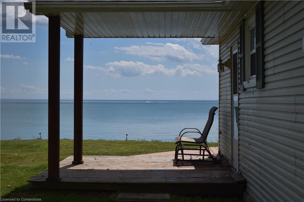 3 Horseshoe Bay Rd, Dunnville, ON N1A 2W8