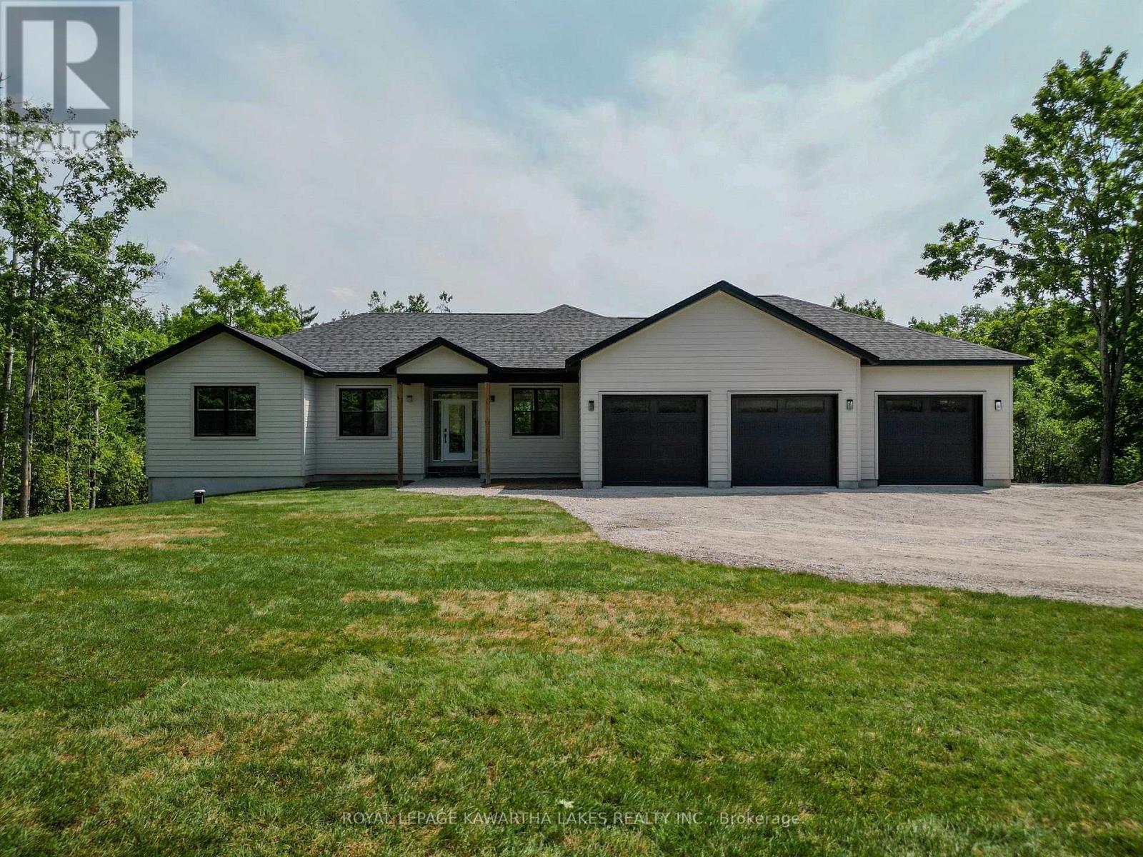 104 Moon Line Rd N, Kawartha Lakes Bobcaygeon, ON K0M 1A0
