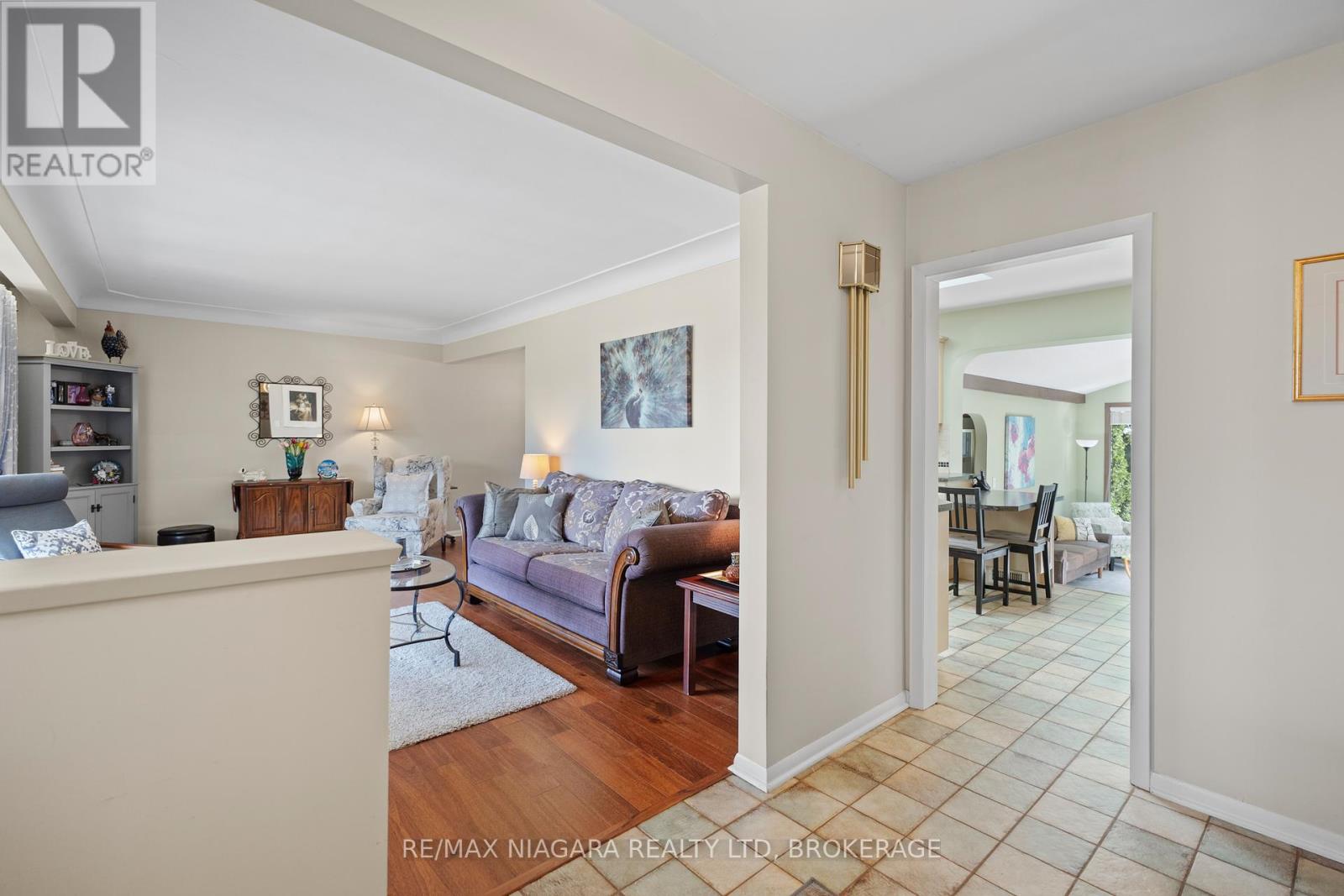 2270 Seventh Louth St, St. Catharines, ON L2R 6P7