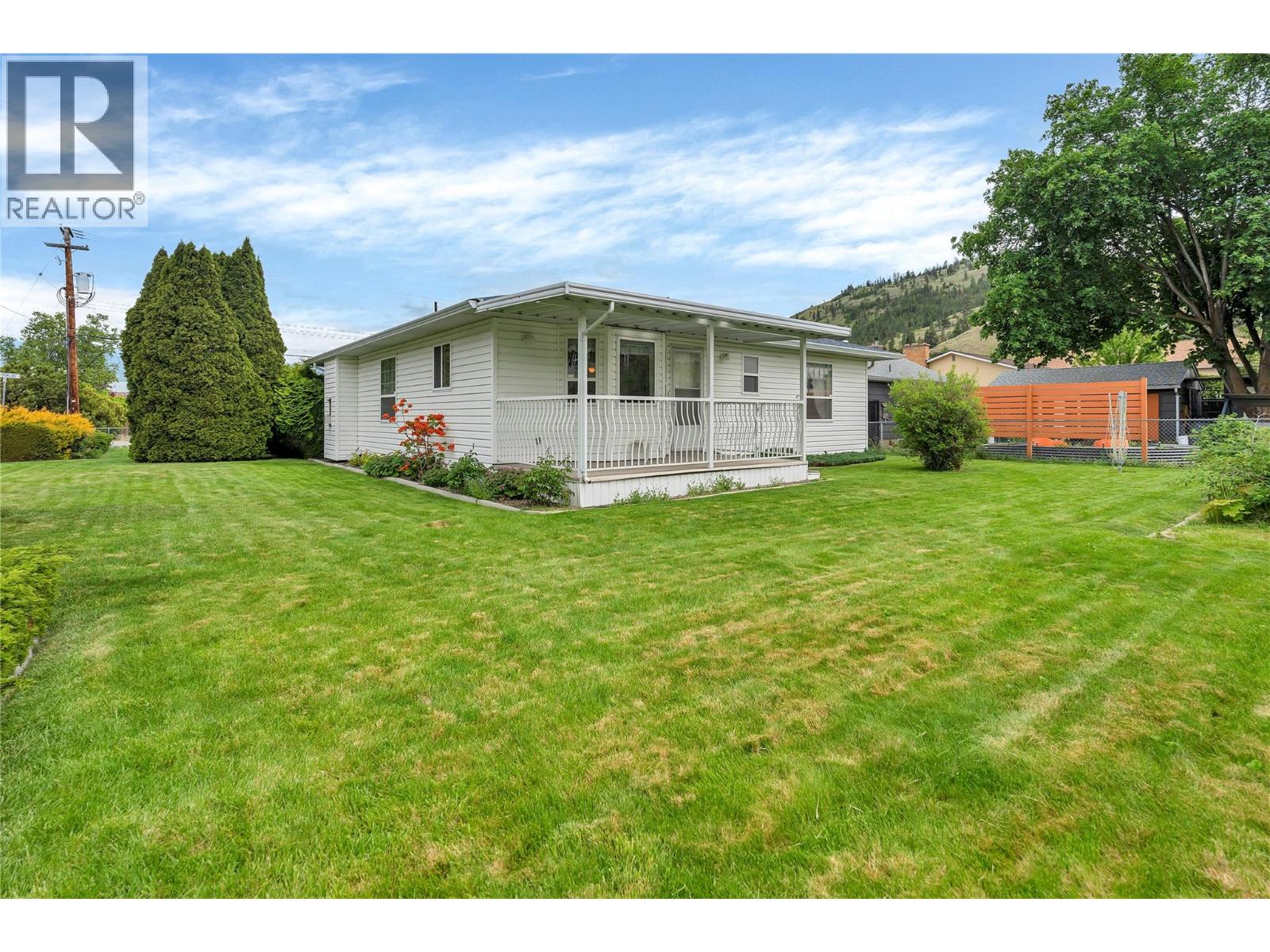 13208 Armstrong Ave, Summerland, BC V0H 1Z0