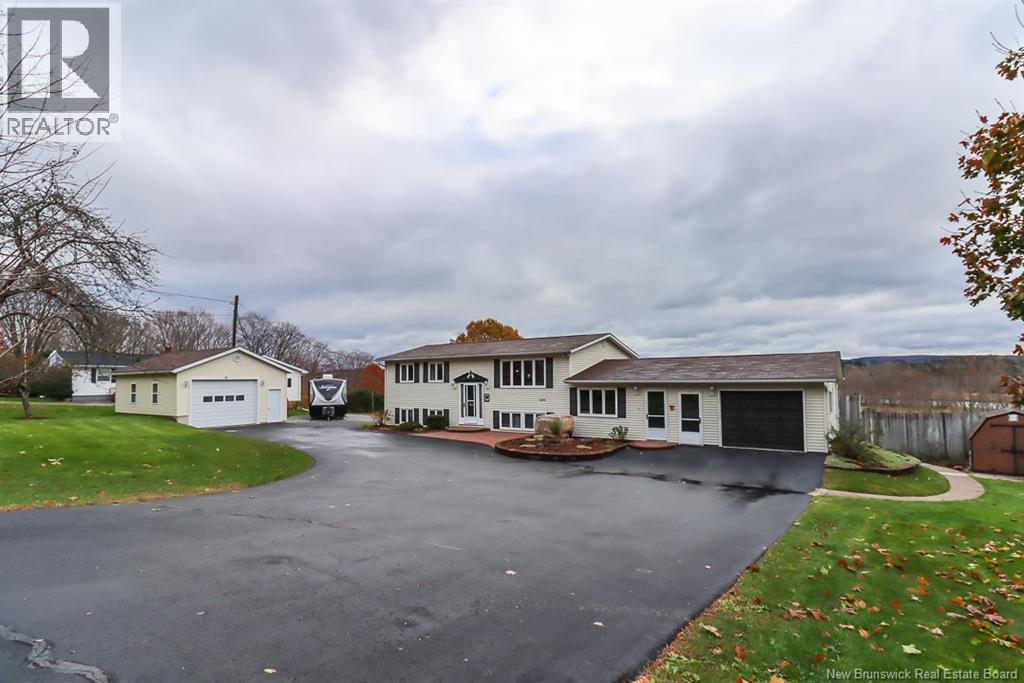 1496 Main St, Hampton, NB E5N 6H1