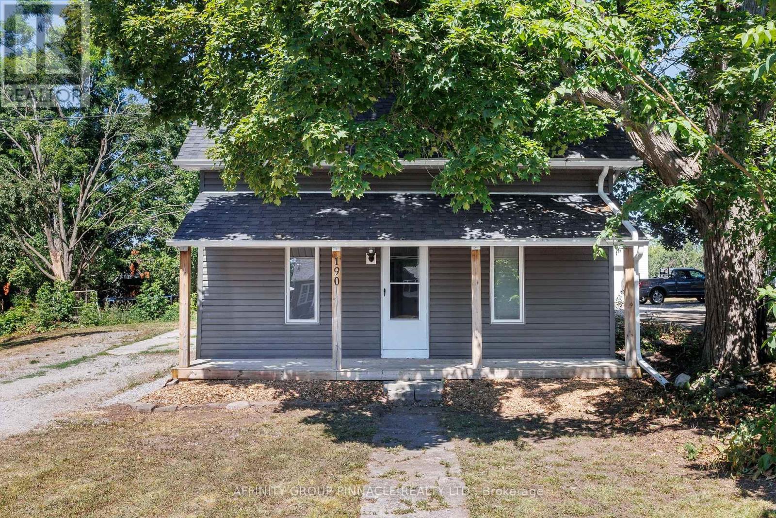 190 Main St, Kawartha Lakes, ON K0M 1A0