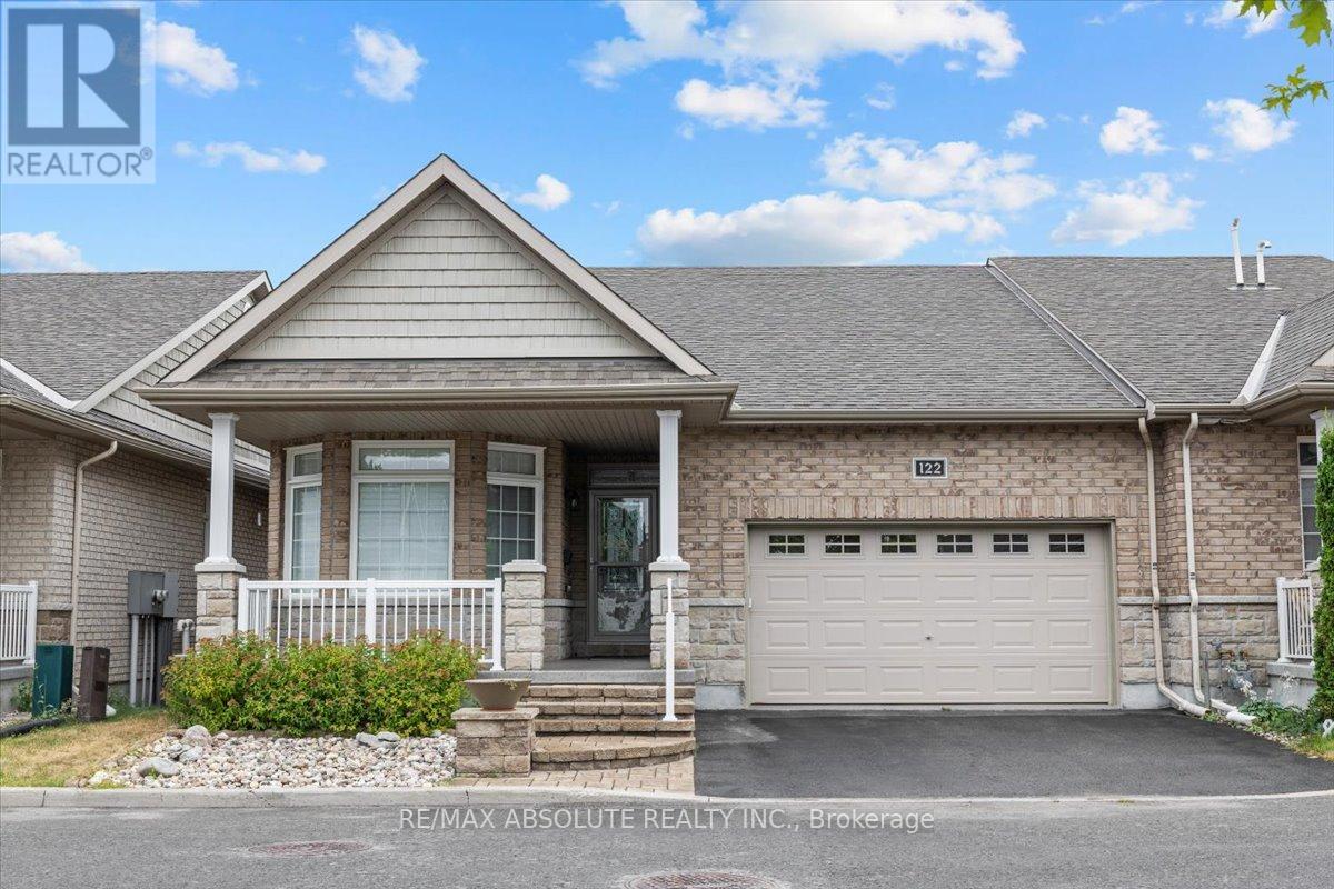 122 Passageway Private, Ottawa, ON K2M 2B5