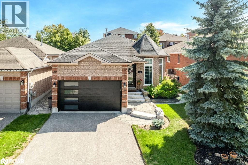 57 Forest Dale Dr, Barrie, ON L4M 6M9