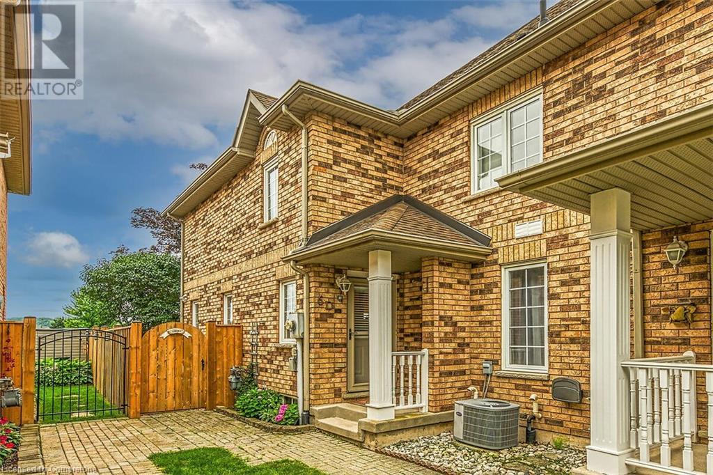 6 Brown Dr #d, St. Catharines, ON L2S 3Z8