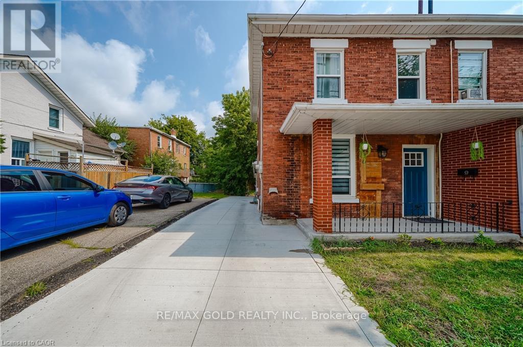 36 Kerr St, Cambridge, ON N1R 4A3