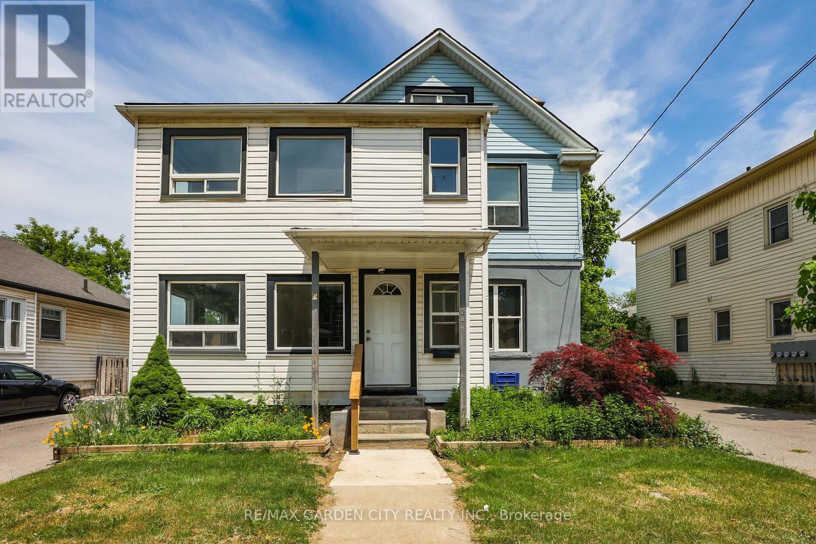 224 Ontario St, St. Catharines, ON L2R 5L1