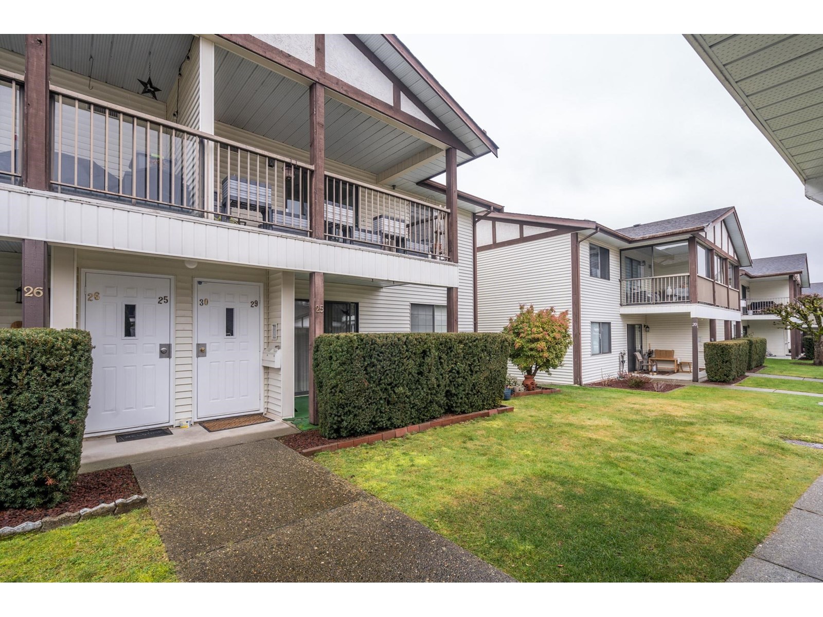 32718 Garibaldi Drive Unit 29, Abbotsford, BC V2T 5T6