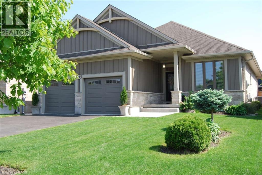 26 Old Course Rd, St. Thomas, ON N5R 6J9