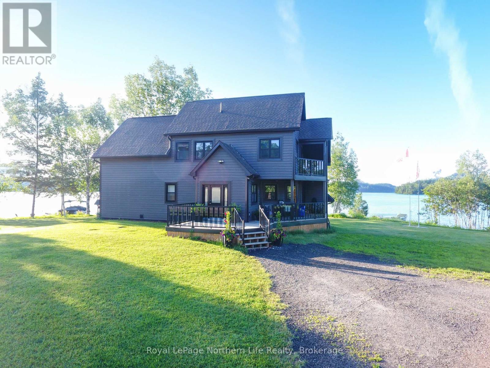 33 White Bear Ct, Temagami, ON P0H 2H0