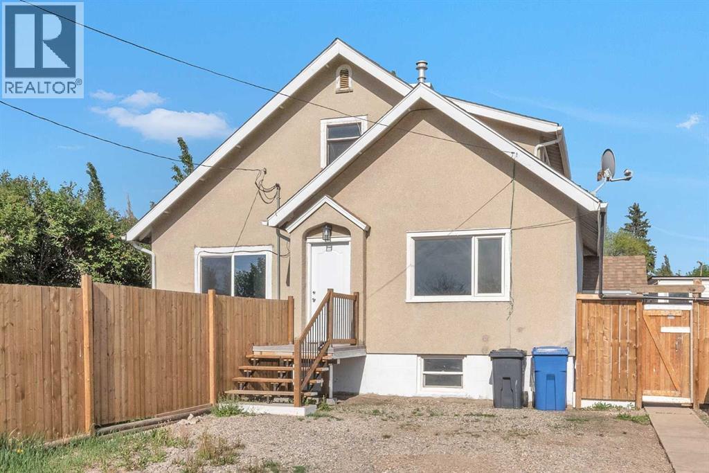 6 Avenue Ne Unit 302, Three Hills, AB T0M 2A0