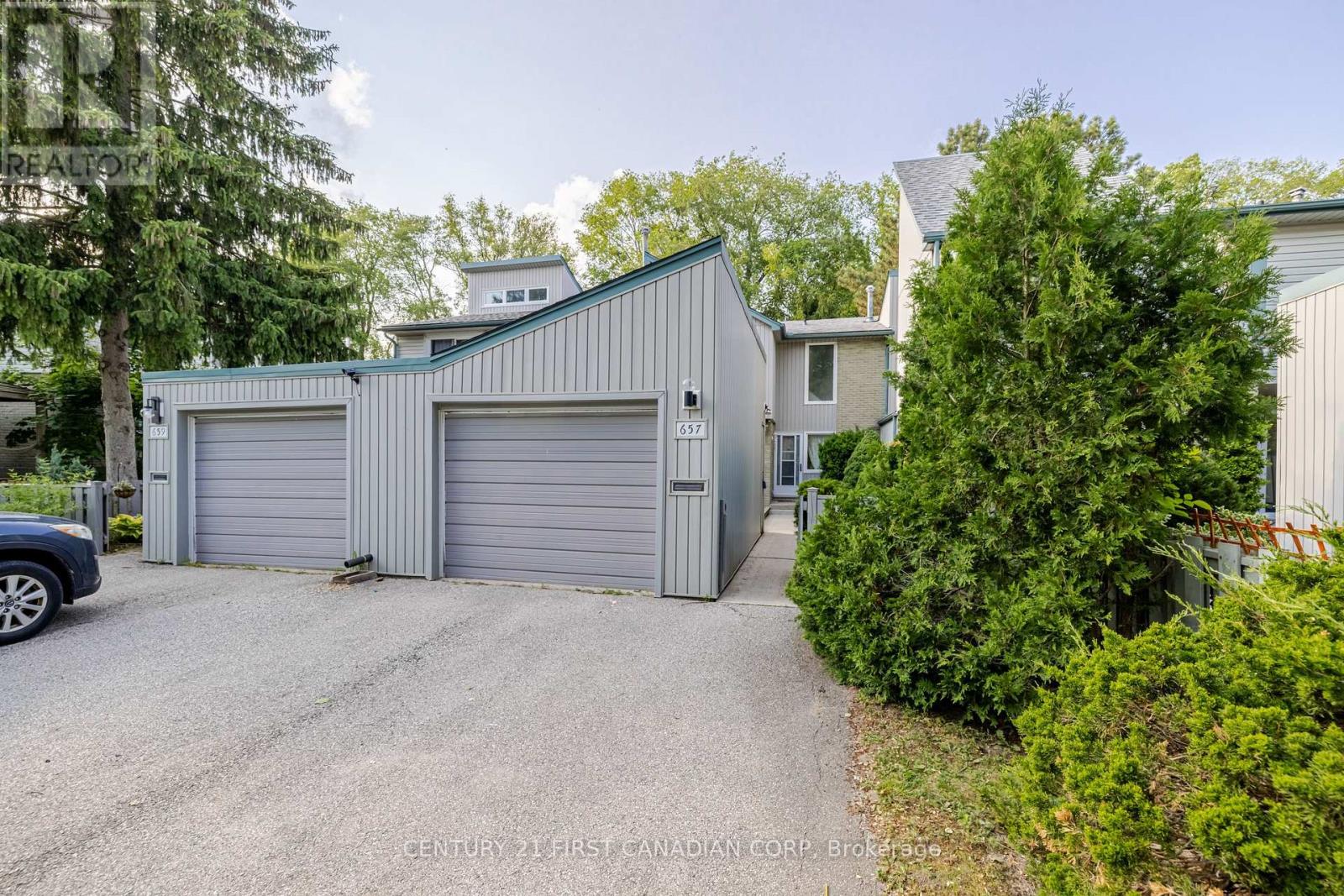 14 657 Woodcrest Blvd, London, ON N6K 1P8