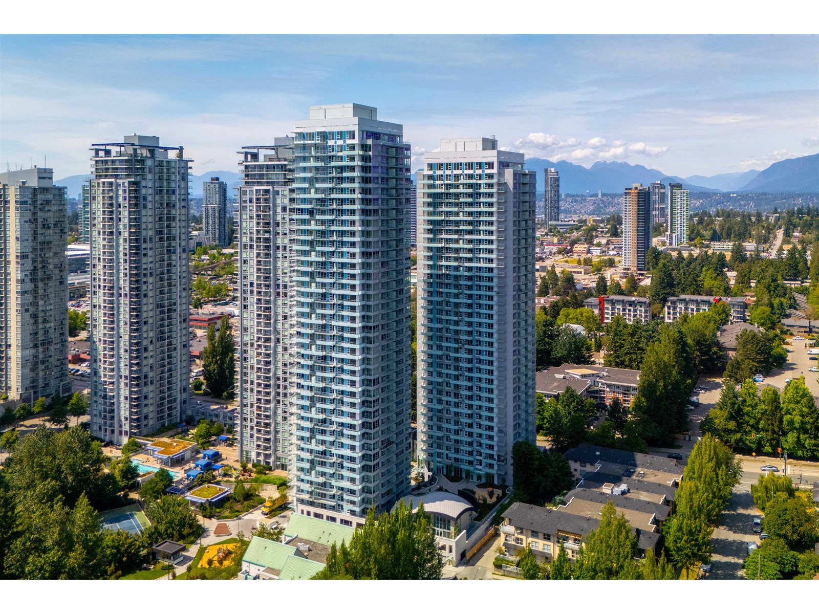 13768 100 Avenue Unit 3105, Surrey, BC V3T 0V2