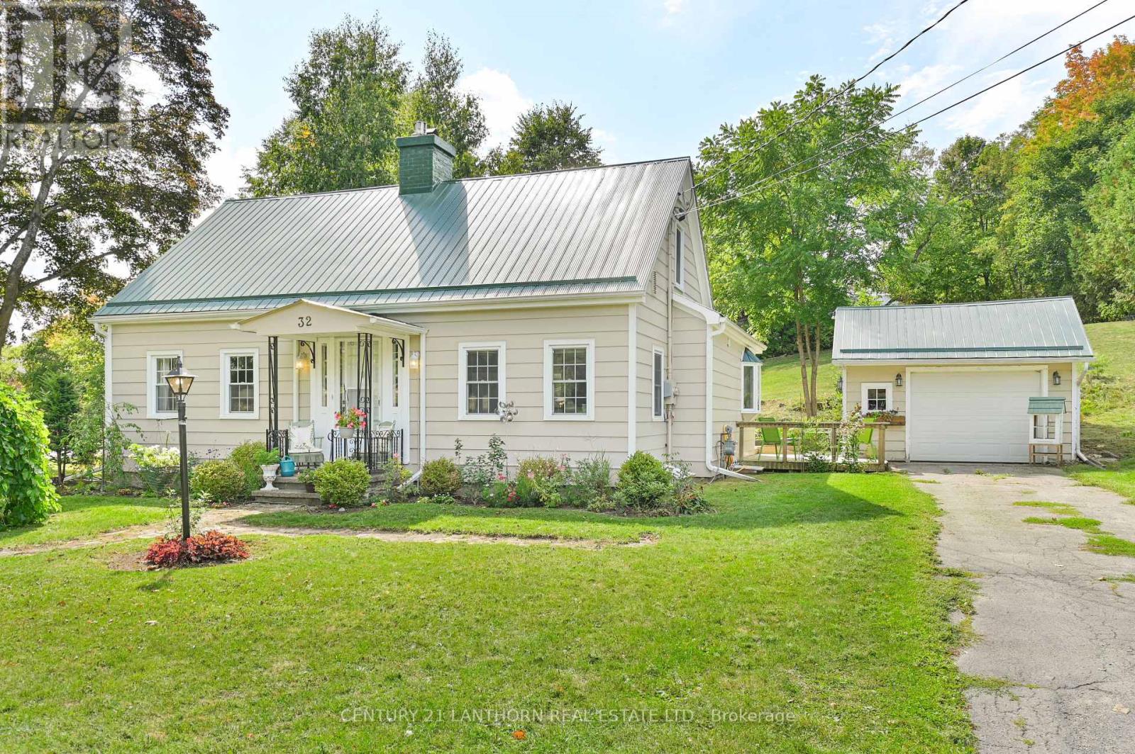 32 Davidson St, Centre Hastings, ON K0K 2K0