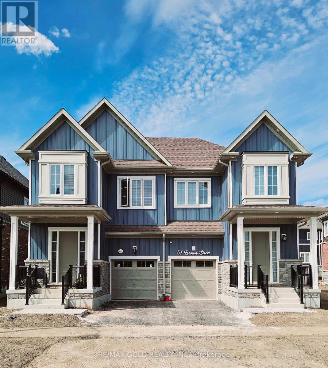 49 Brown St, Erin, ON N0B 1T0