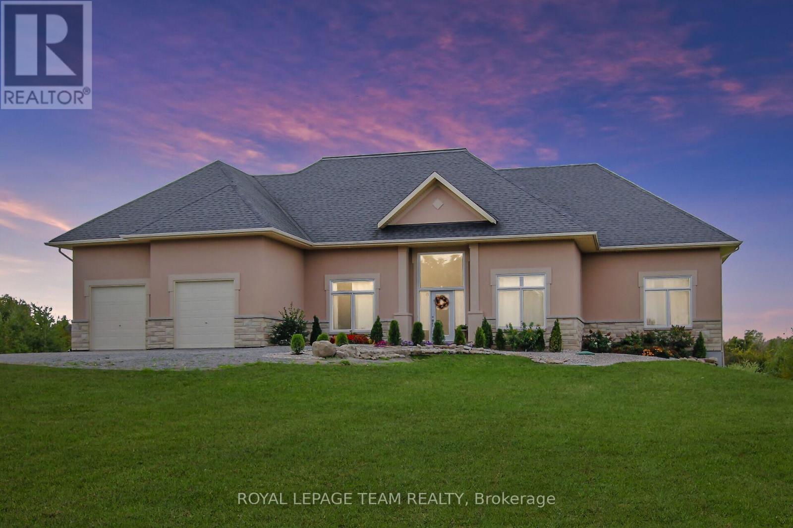 195 Stonewood Dr, Beckwith, ON K7C 3P2