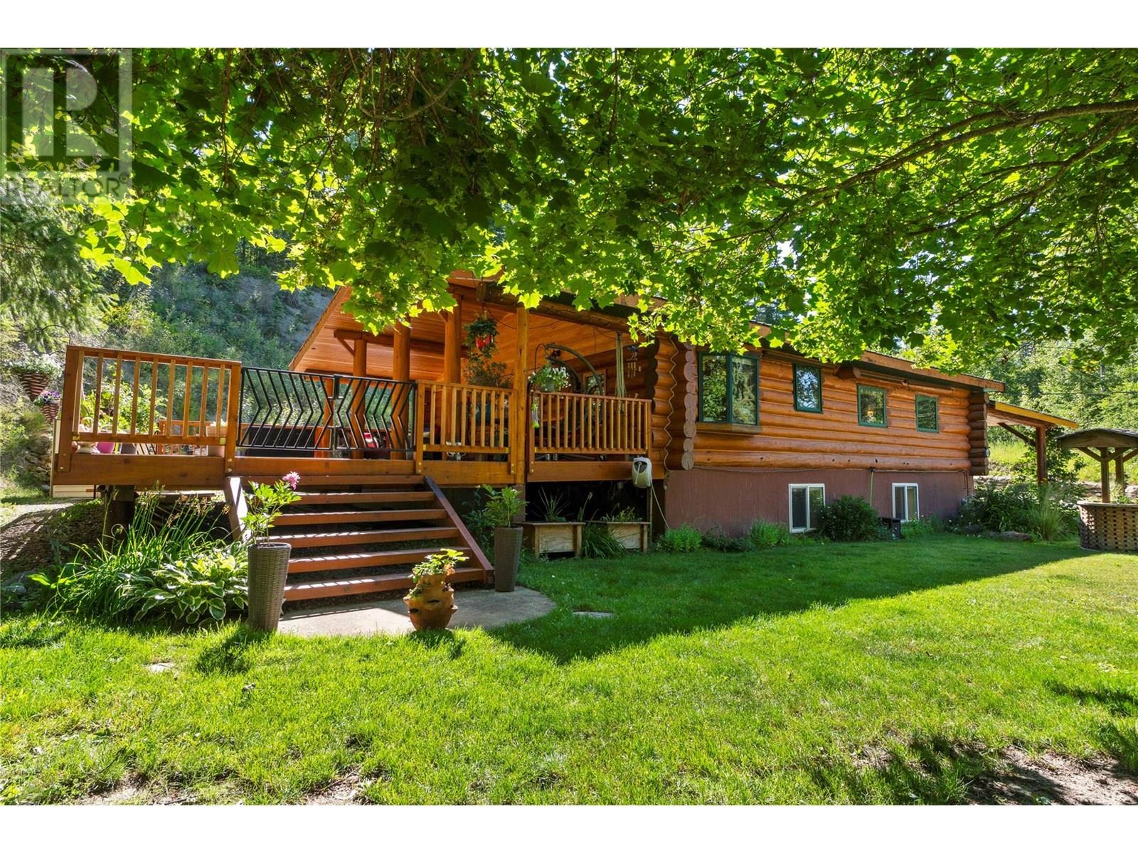 6859 Ranchero Dr E, Salmon Arm, BC V1E 2Y5