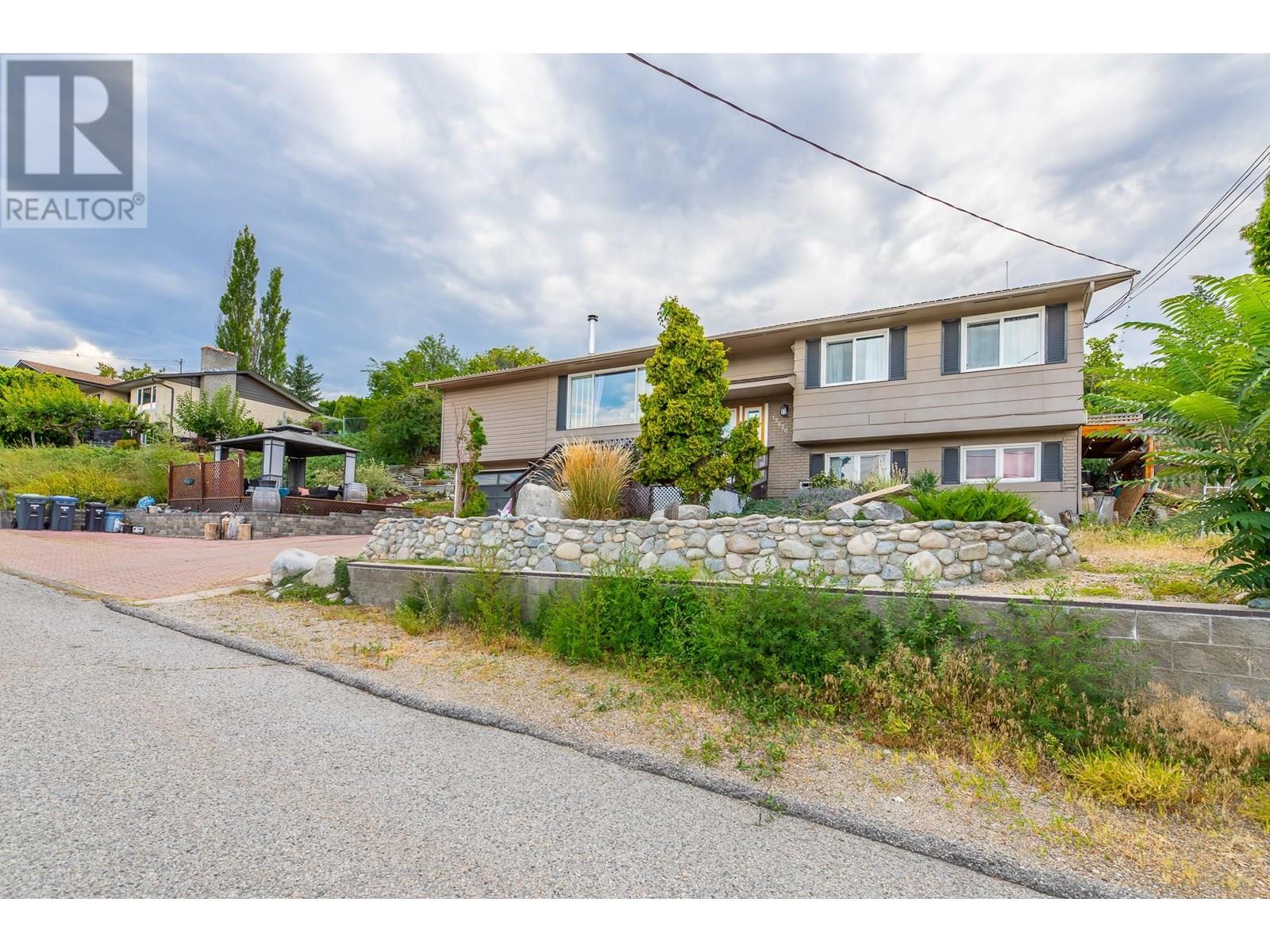 12620 Reynolds Ave, Summerland, BC V0H 1Z8