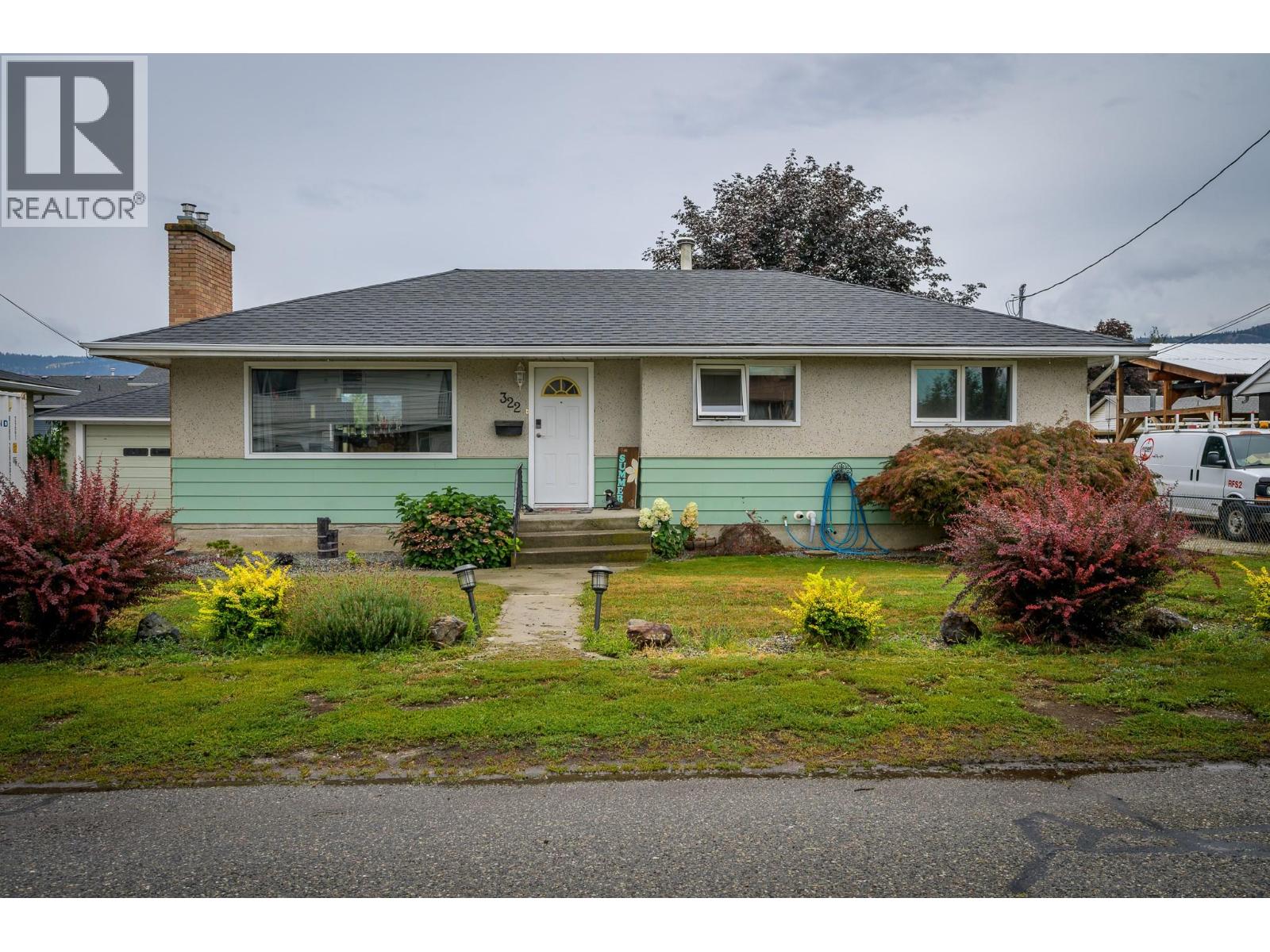 322 Walnut Ave, Kamloops, BC V2B 1K3