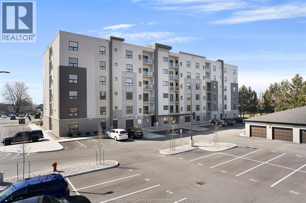 190 Main Street East Unit 302, Kingsville, ON N9Y 1A6