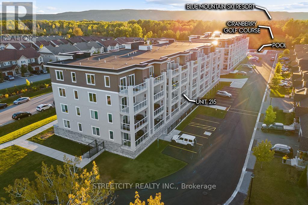 215 5 Spooner Cres, Collingwood, ON L9Y 1T3