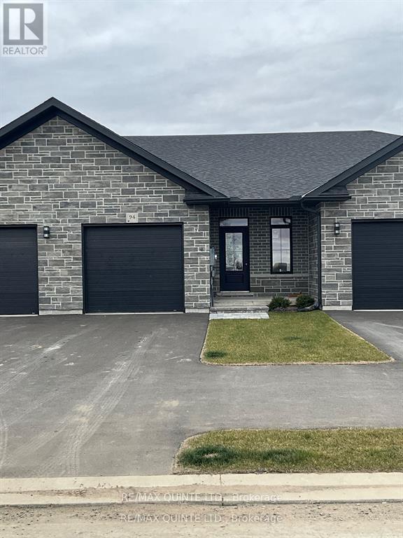 94 Raycroft Dr, Belleville Thurlow Ward, ON K8N 0R4