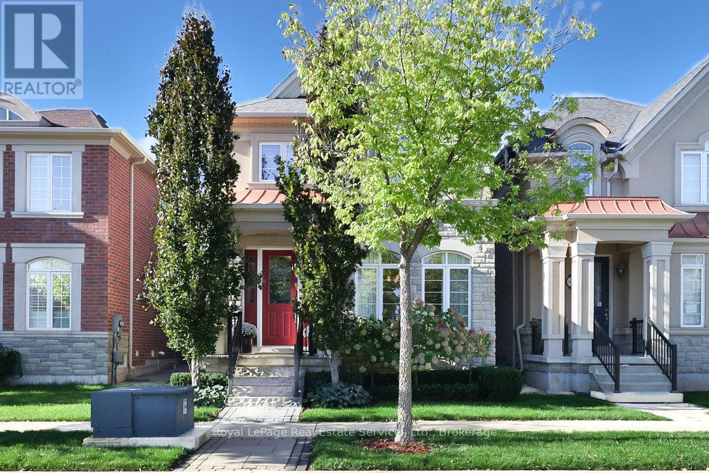 3294 Robert Brown Blvd, Oakville, ON L6M 0N7