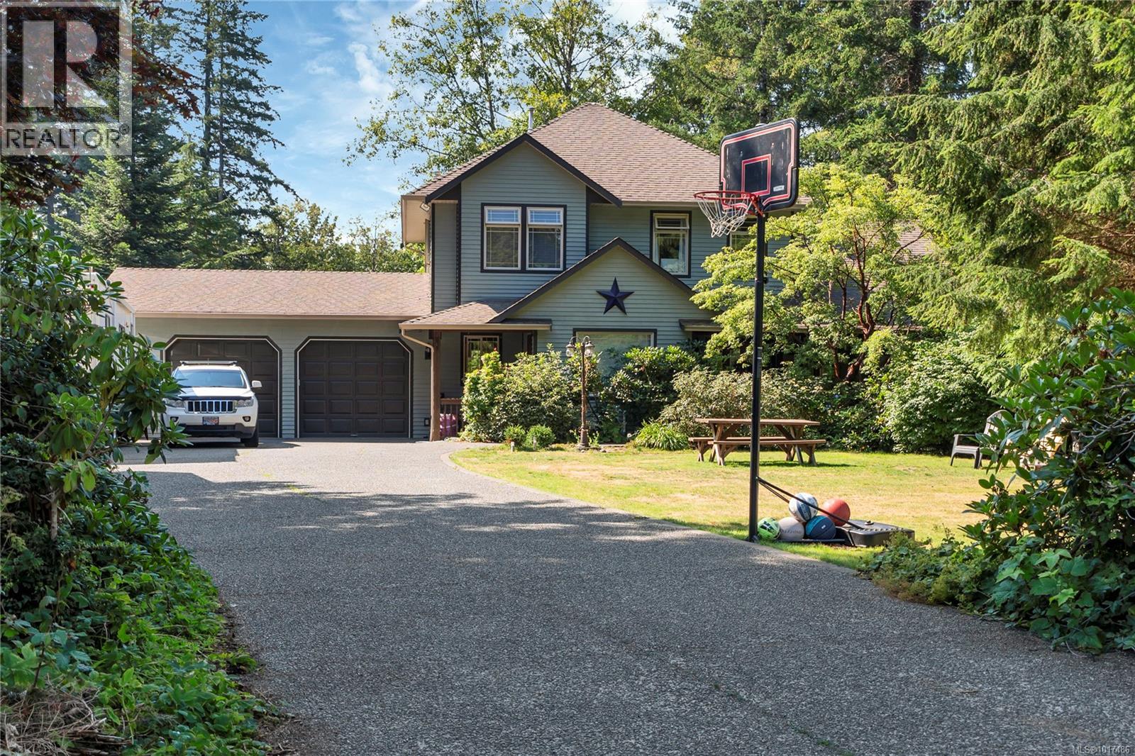 8856 Mclarey Ave, Black Creek, BC V9J 1A3