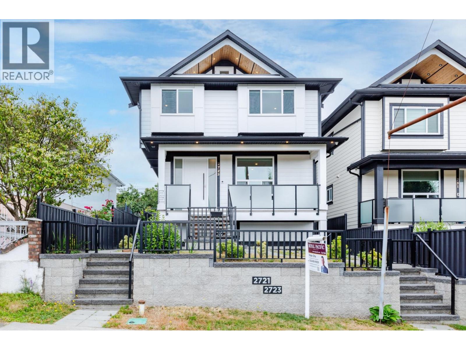 2723 Turner St, Vancouver, BC V5K 2G8