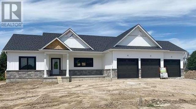 3 Meadow Acres Rd, Oro-medonte Warminister, ON L0K 2G1