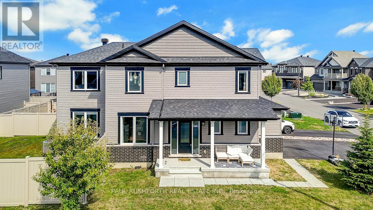 245 Aquarium Ave, Ottawa, ON K4A 1L2
