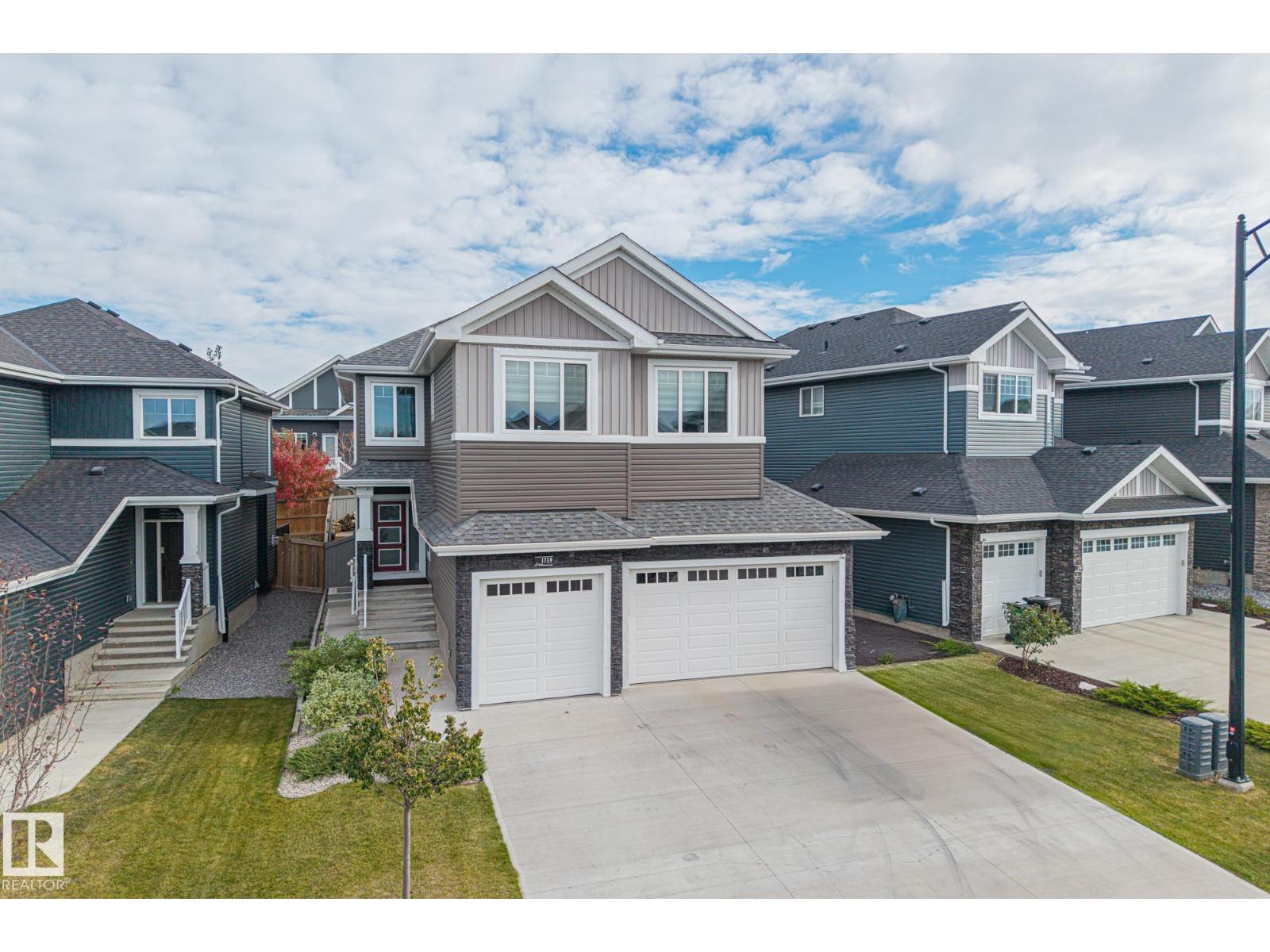 1759 Tanager Cl NW, Edmonton, AB T5S 0N2