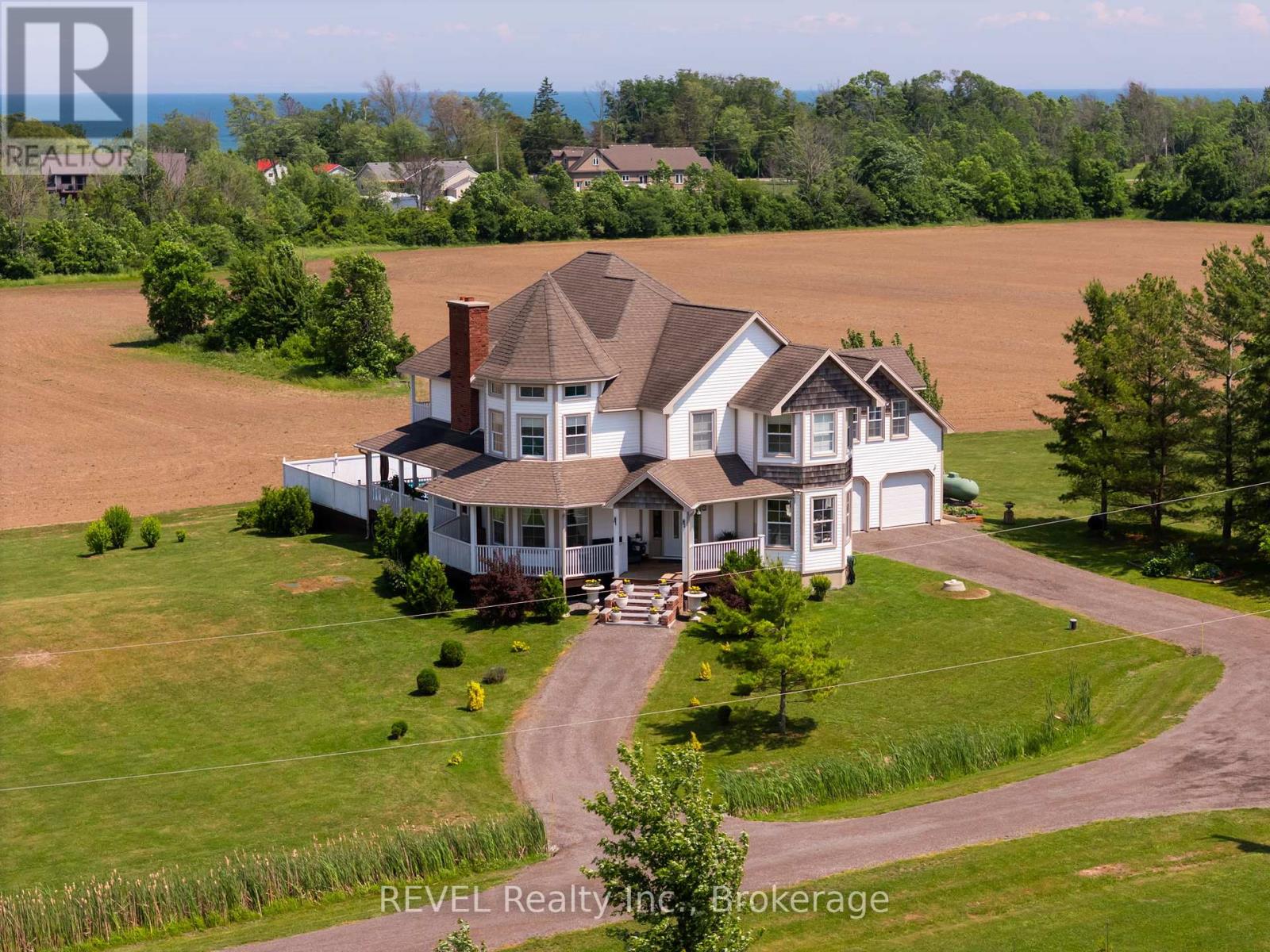 2378 N Shore Dr, Haldimand Dunnville, ON N0A 1K0